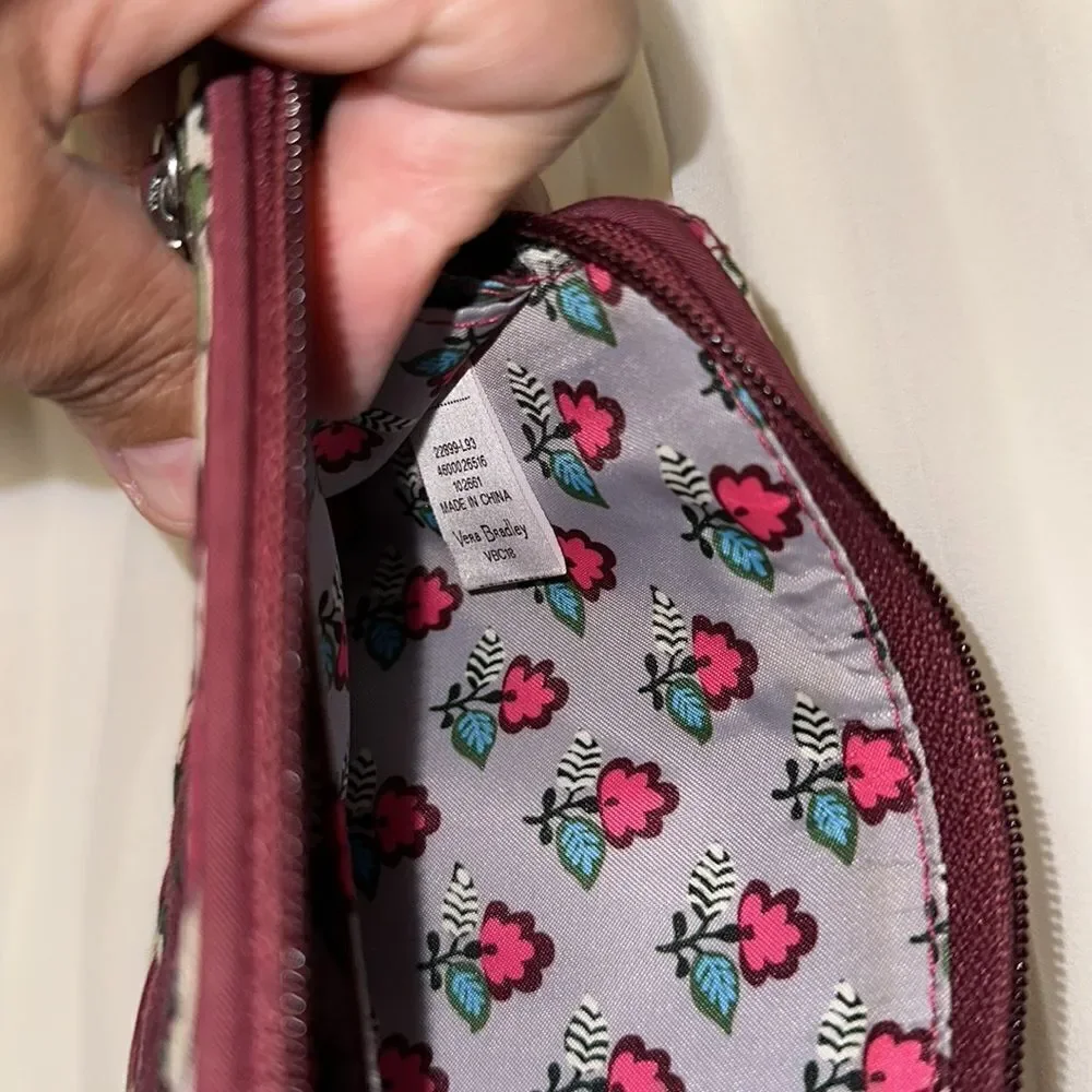 Vera Bradley Bordeaux Blooms Burgundy Large Quilted Floral Wristlet RFID Wallet - Picture 12 of 14